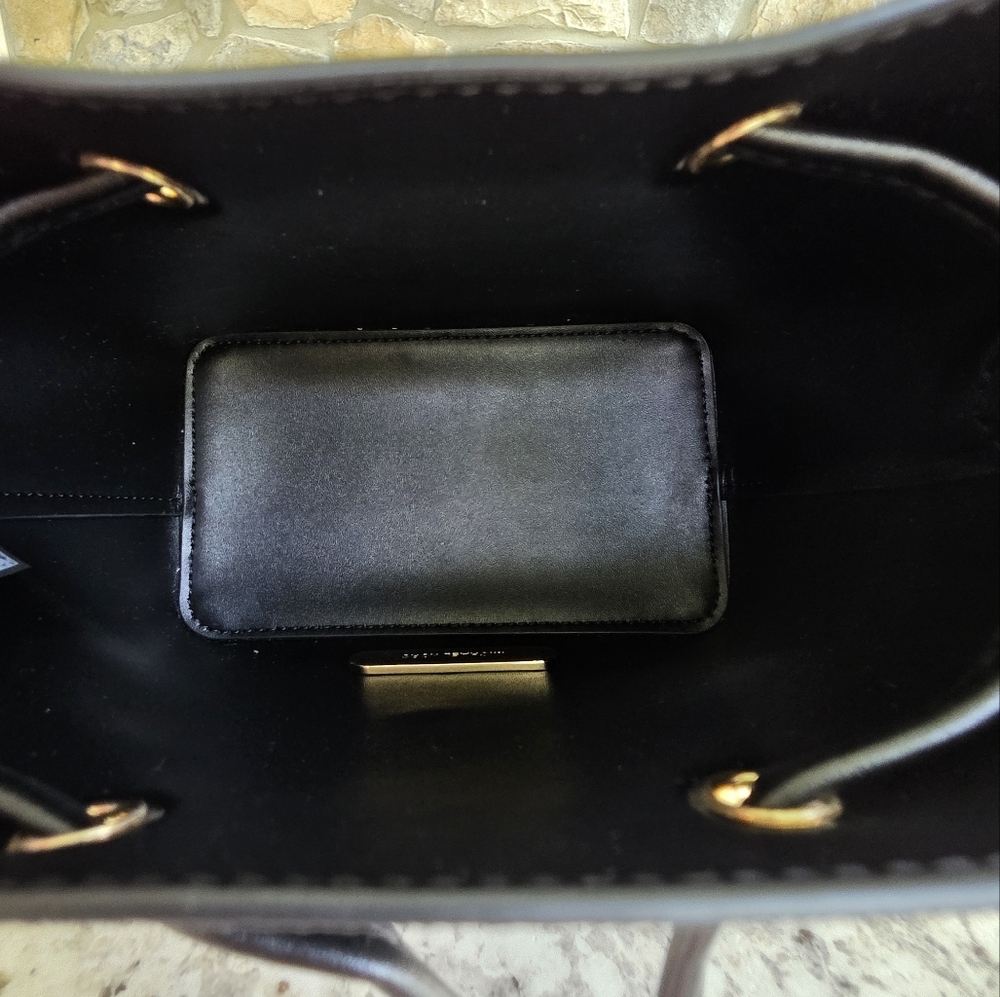 Michael Kors Suri Logo Small Black Crossbody - Picture 5 of 10